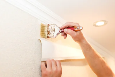 Pose de papier peint à Mercurey — revêtements muraux et toiles de verre